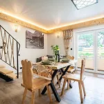 Cizanhouse 公寓 扎科帕内