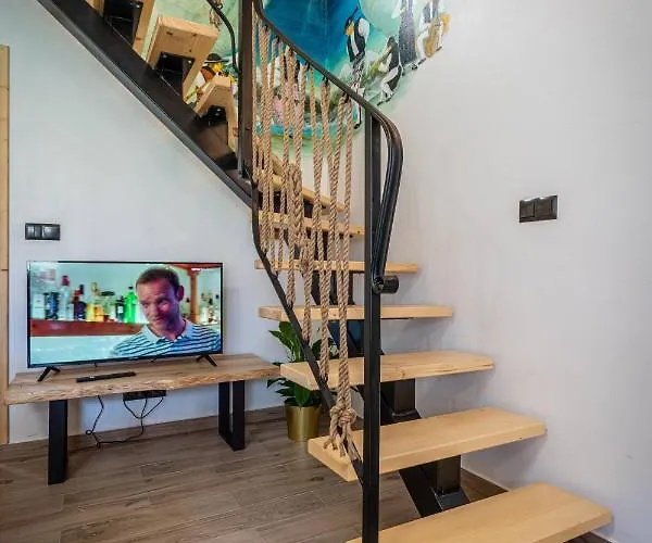 아파트 Cizanhouse